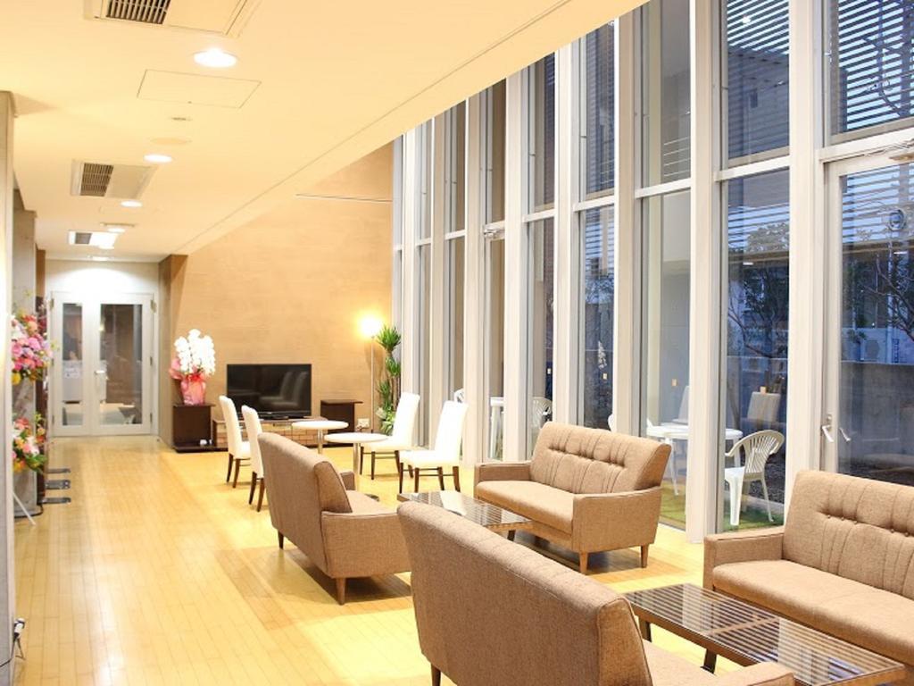 Hotel Livemax Budget Chiba Mihama Екстериор снимка