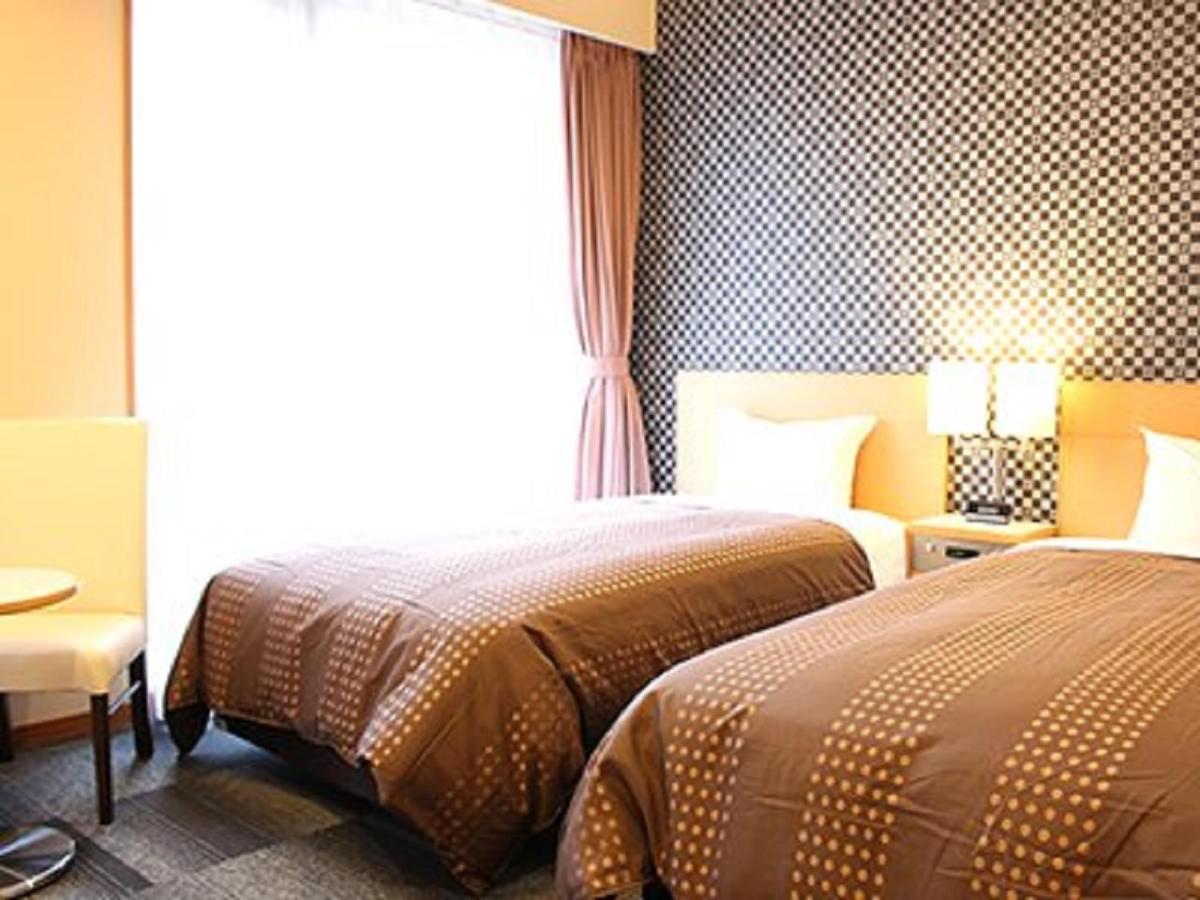 Hotel Livemax Budget Chiba Mihama Екстериор снимка
