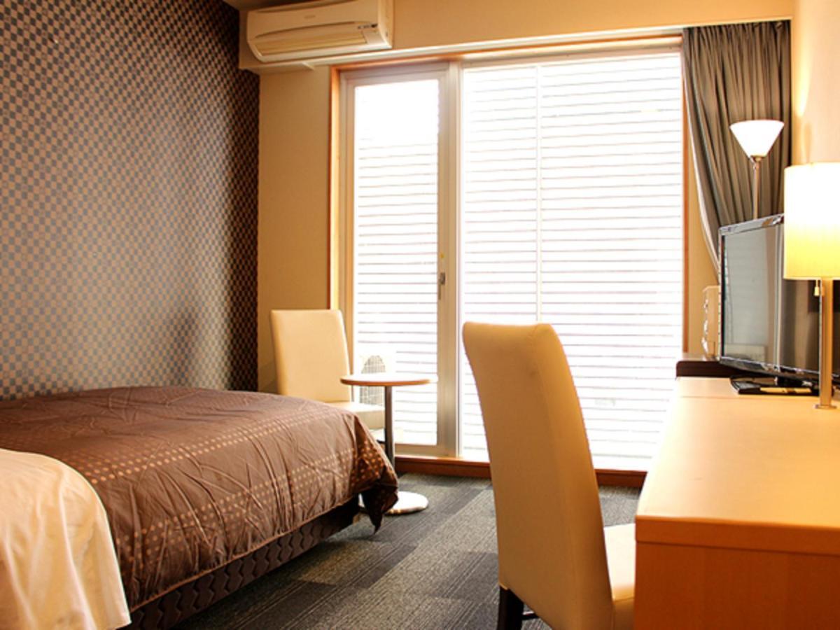 Hotel Livemax Budget Chiba Mihama Екстериор снимка